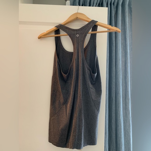 Lululemon tank top - Picture 2 of 2